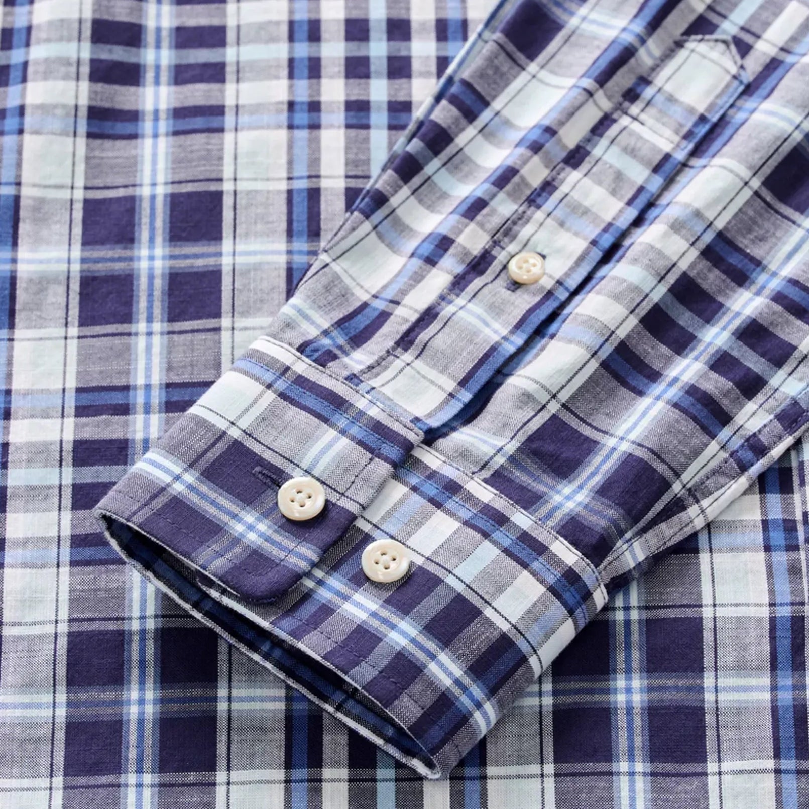 Hangout Button Down Shirt Brentford